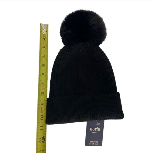 Norla NWT black tan alpaca wool blend toque beanie with fluffy pompon winter hat - Picture 7 of 11